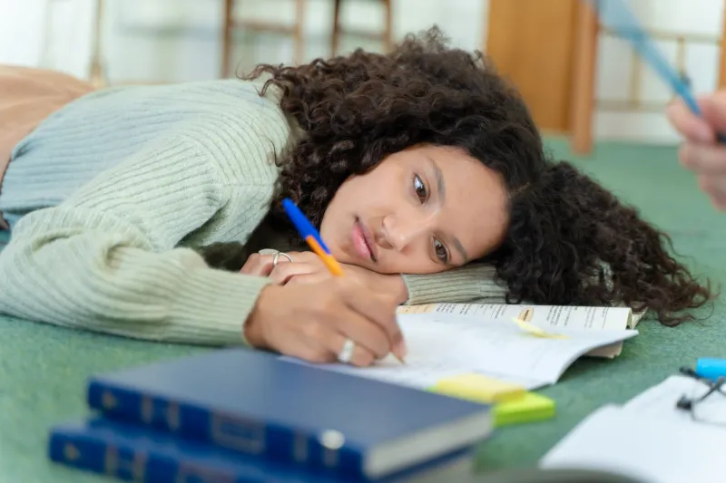 Why Having It All Can Leave You With Nothing: The Scholarship Specialist Advantage Most Students Miss